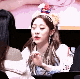 돼지곱창말고 소곱창.gif